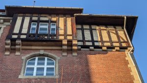 Am Brauhausberg – Die ehemalige Parteischule, davor historisch Königlich-Preußische Kriegsschule