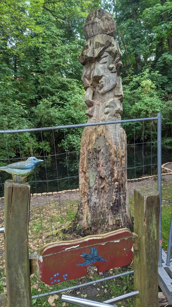 Der Kunstwanderweg Süd im Fläming mit ohne XR - Teil II Bad Belzig 9 Die Weiße Frau – hinter Gittern