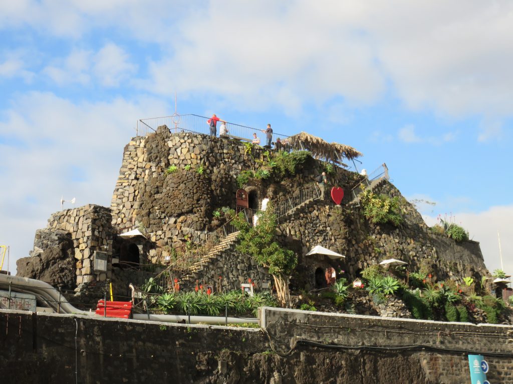 ChatGPT - erzähl mir die Geschichte des Forte Sao José in Funchal - Der neue Unterwegs Blog