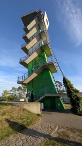 Der Aussichtsturm am Ostsee-Rand