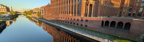 Das Ullstein Haus am Teltowkanal