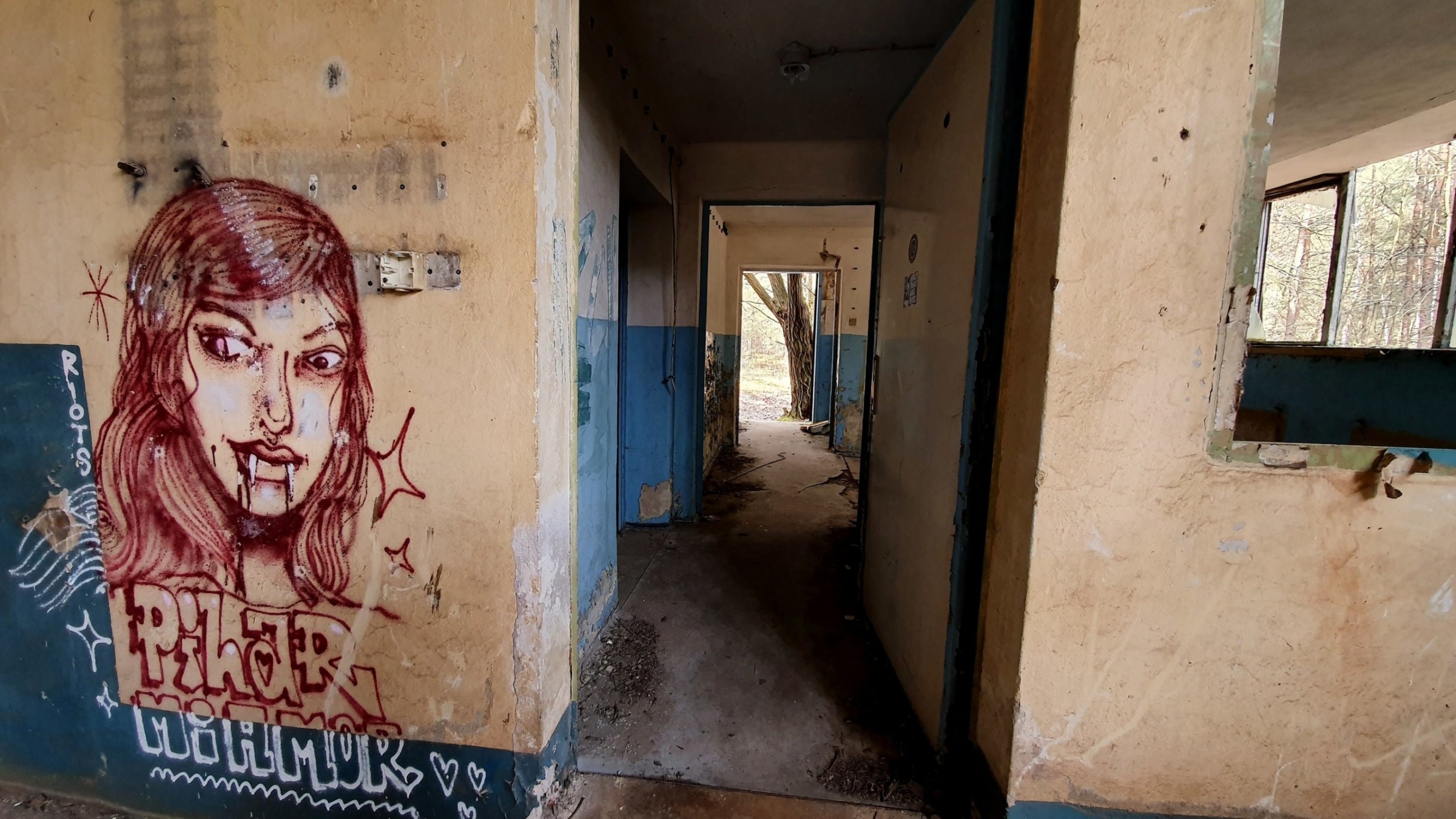 210425_Prypjat_Street_Art-018