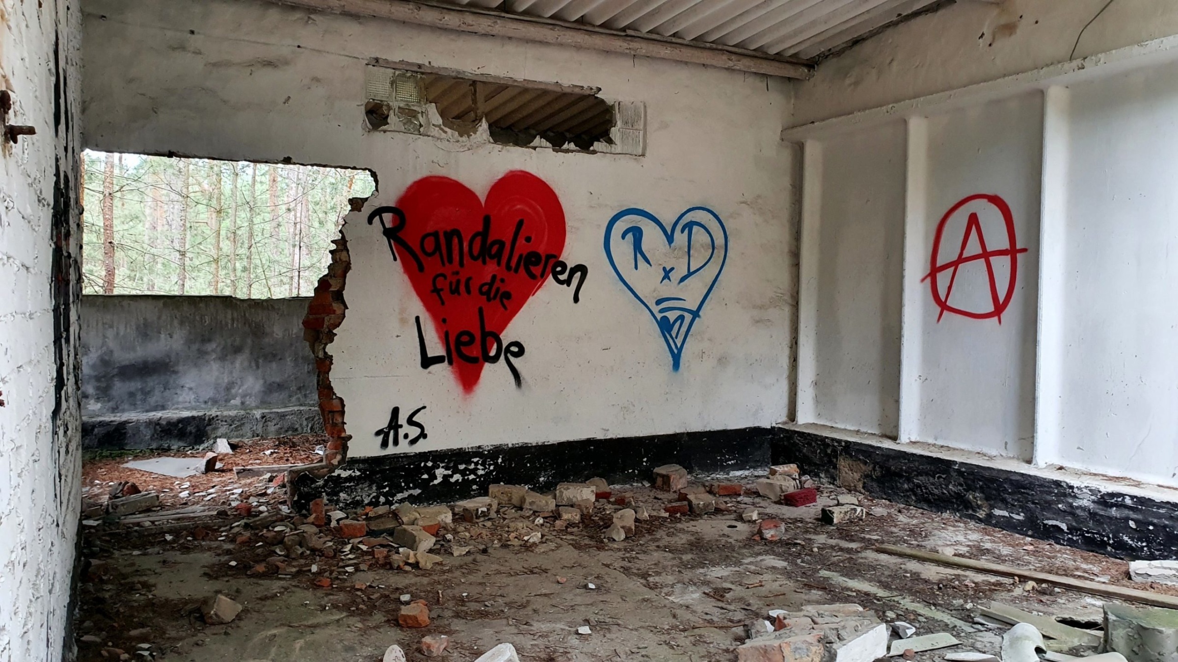 210425_Prypjat_Street_Art-026