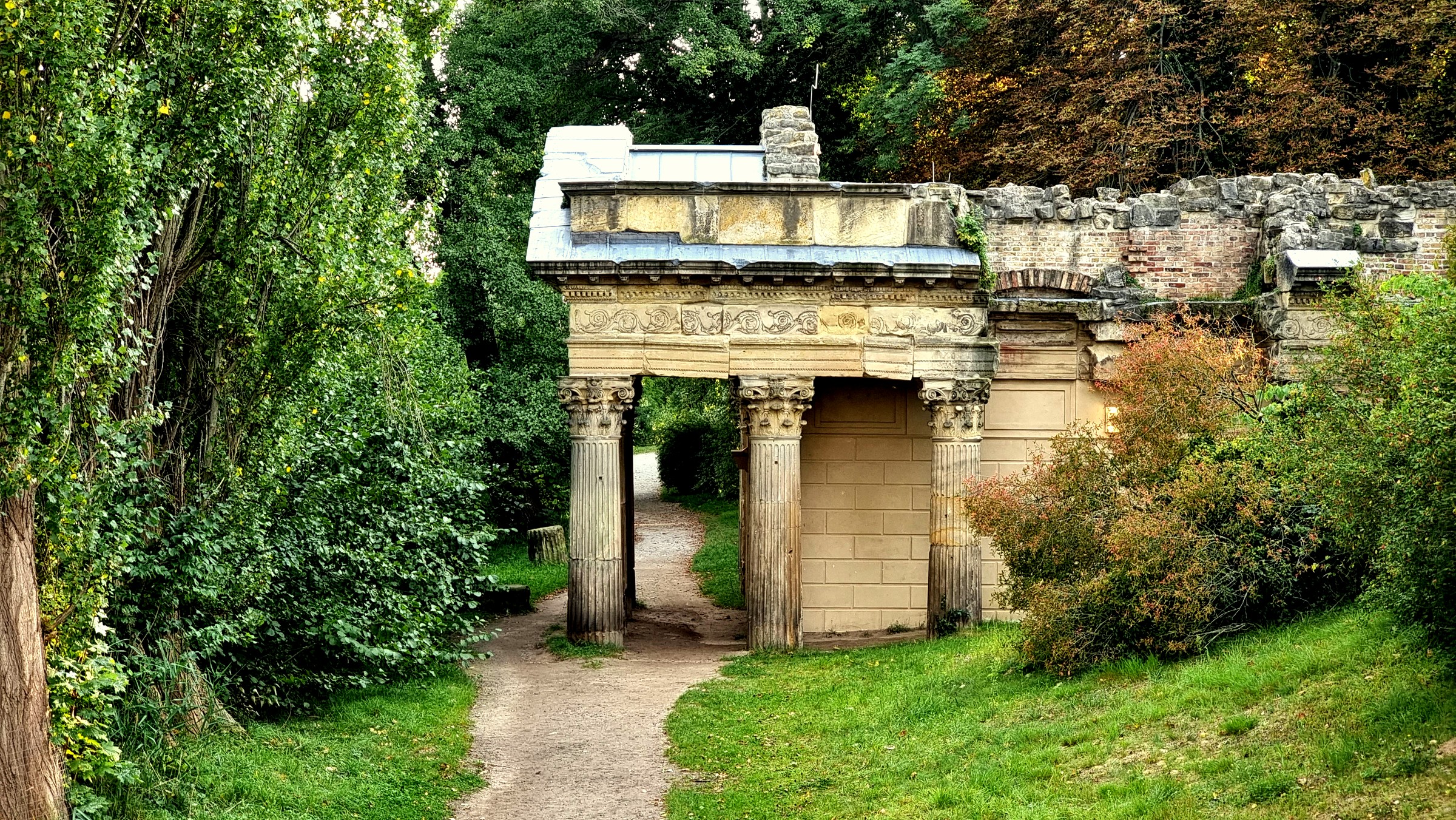 Im Park des Marmorpalais