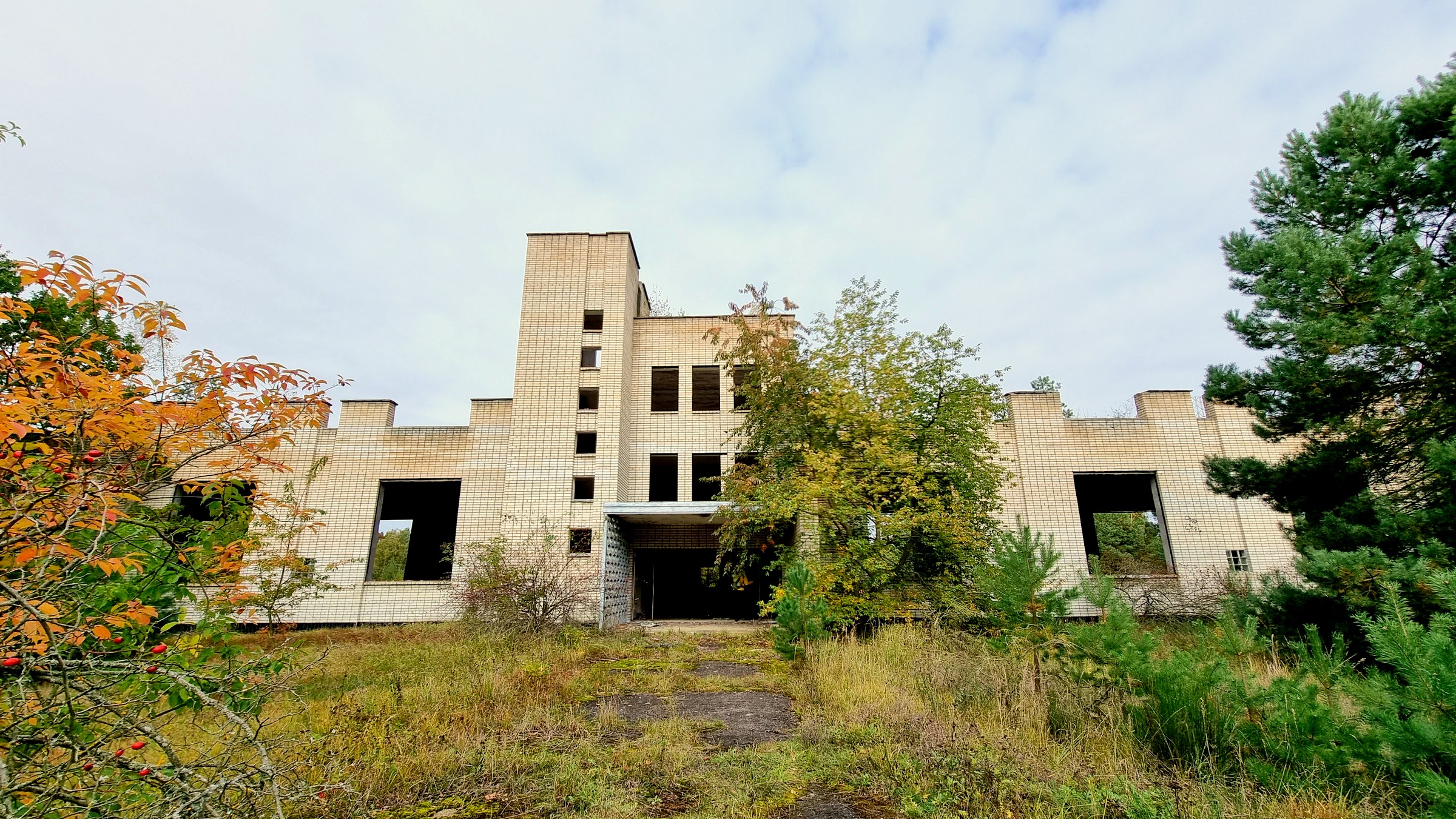 Gebäude ohne Fenster