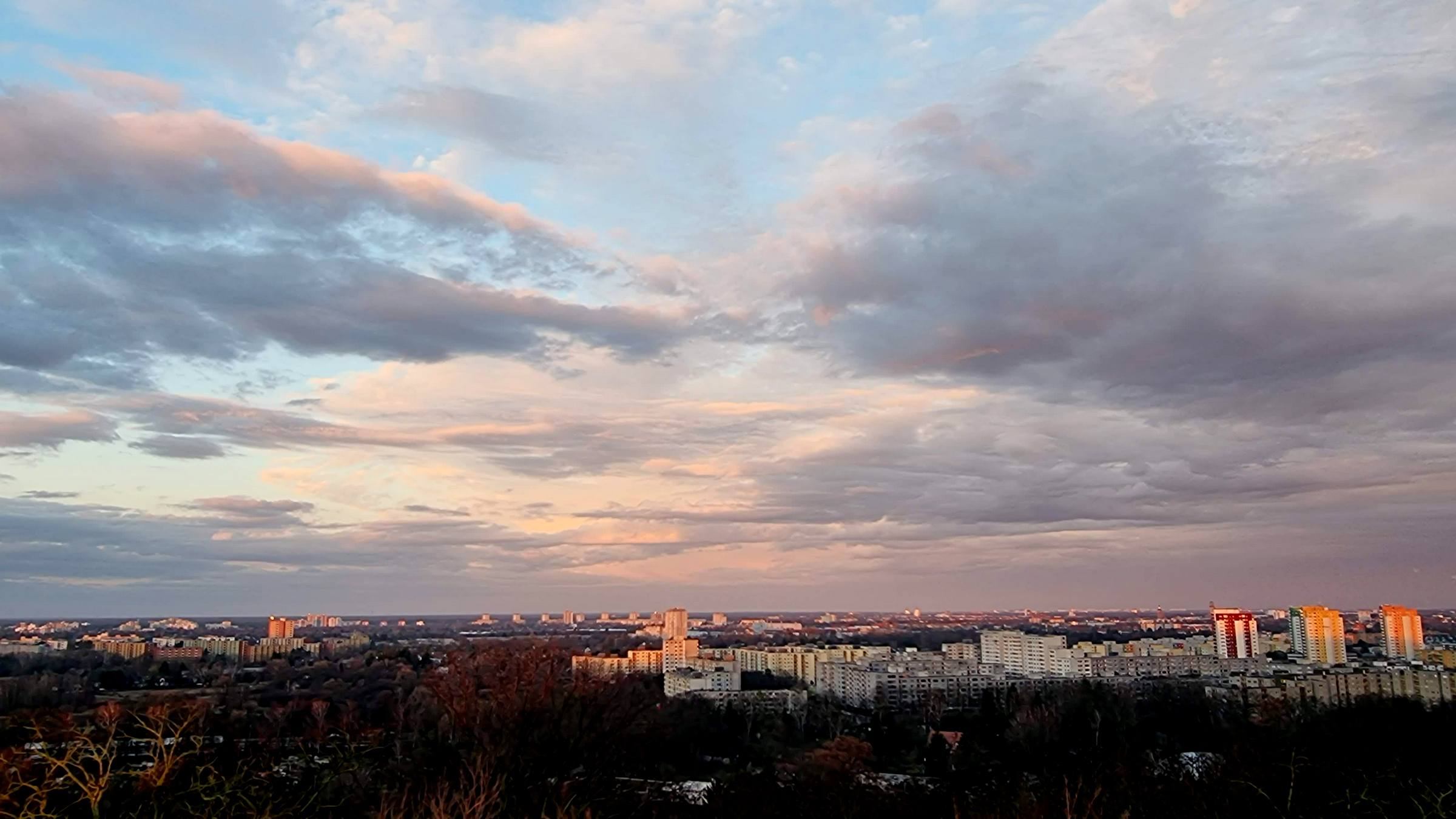 Die Wolkenlücke zieht vorbei