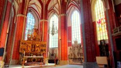 Das Innerer der Kirche St. Pauli