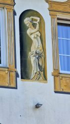 Bemalte Fassade des Strandhotels