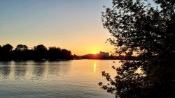 an jeder Ecke ein neuer faszinierender Blick auf den Sonnenuntergang