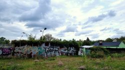 Street-Art am Mauerweg nähe S-Bahn Wilhelmsruh