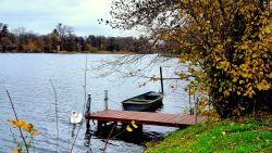 Intakte Steganlagen am Spandauer Schiffahrtskanal