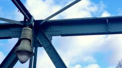 Lampe an der Triglawbrücke