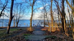 Anlegestelle aus dem Hotelpark Müggelsee