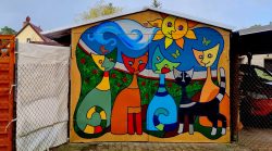 Kunstwerk an einer Garage nähe Badestrand Pätzer Hintersee