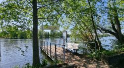 Päuschen am Anleger der Ruf-Fähre