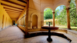 Architektur um die Friedenskirche herum