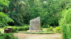 Gedenkstein der KZ Aussenlagers Ravensbrück