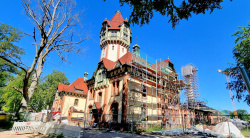 Baustelle um den Wasserturm herum