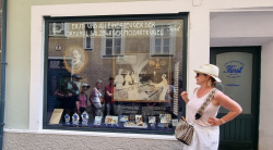 Hier wurde die Salzburger Mozartkugel erfunden, sie stand immer im Weg